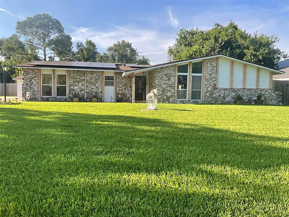 1st image of 654 N Flamingo Dr