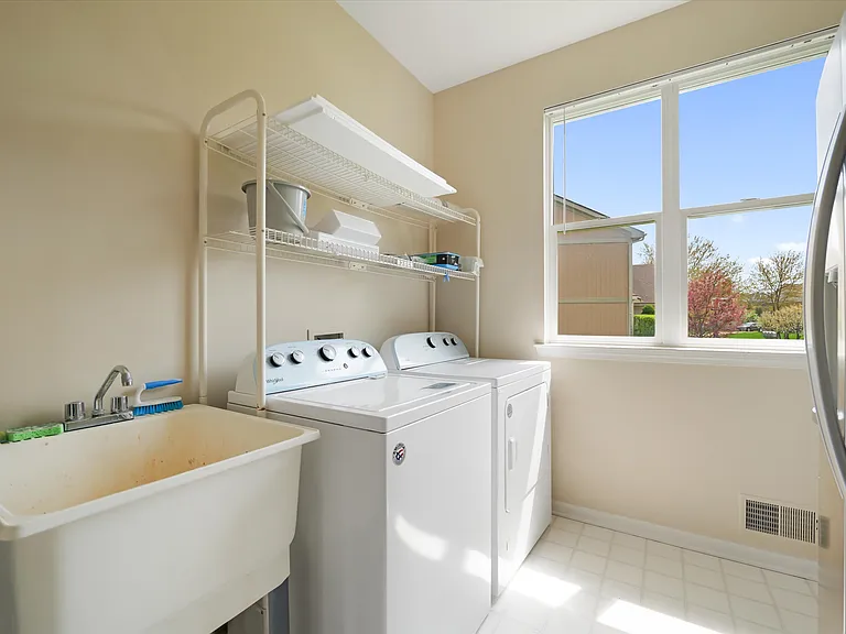 31216 Kingswood Blvd — Photo 36