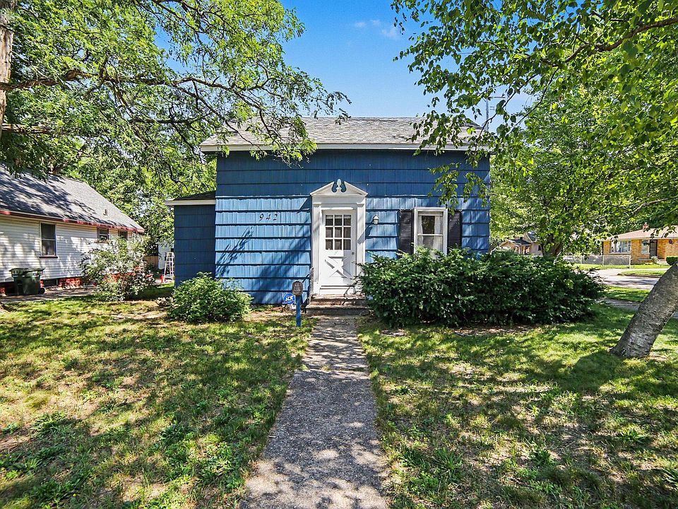 1st image of 942 Amity Ave