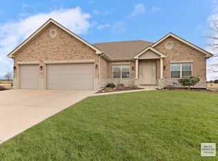 2020 Whitekirk Ln, Yorkville, IL 60560