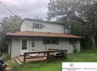 15315 Hill Dr, Louisville, NE 68037