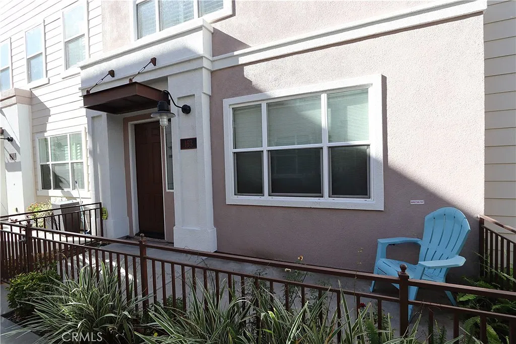3 bed, 1506 sqft, $3,250 — Photo 2