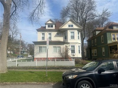 101 Avondale Pl, Syracuse, NY, 13210