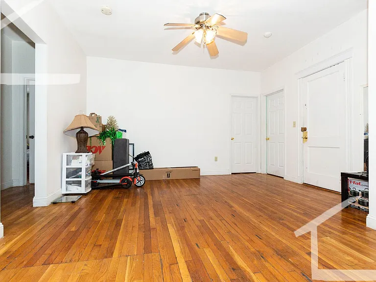 21 Egremont Rd #5 — Photo 4