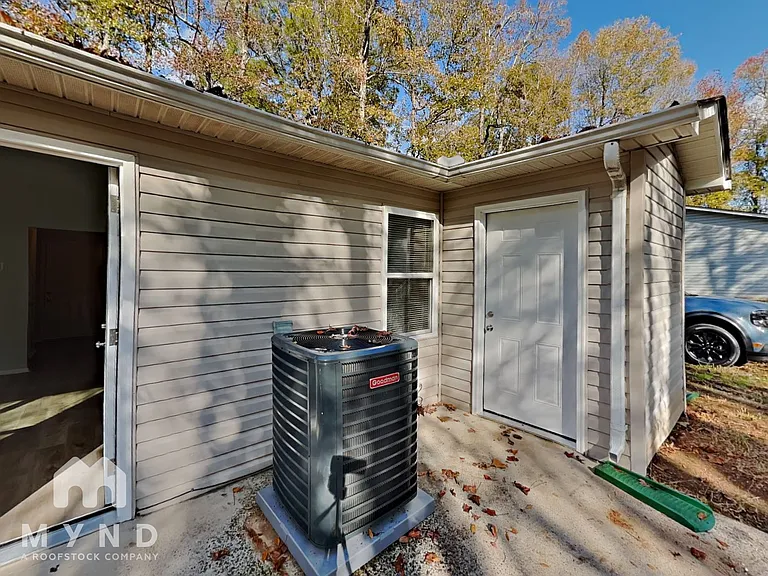 219 American Dr — Photo 16