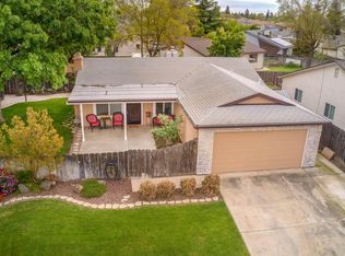 330 Lannis Ct, Ripon, CA 95366