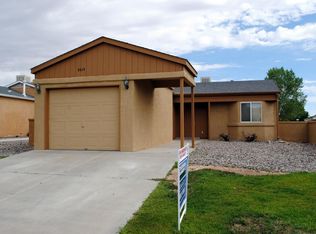 2213 High Desert Cir NE, Rio Rancho, NM 87144