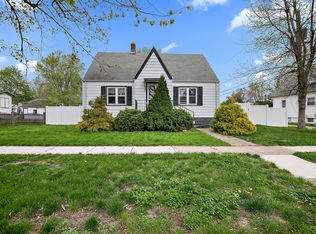 1091 W Hickory St, Kankakee, IL 60901
