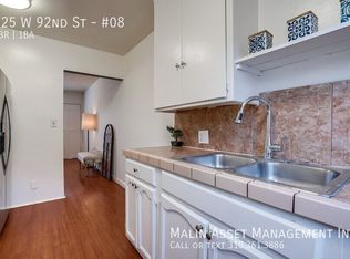 625 W 92nd St APT 8, Los Angeles, CA 90044