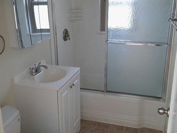 4th image of 247 Ramona St