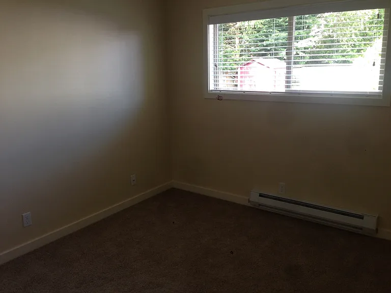 H04619mq -Ref Mari Don Apts — Photo 4