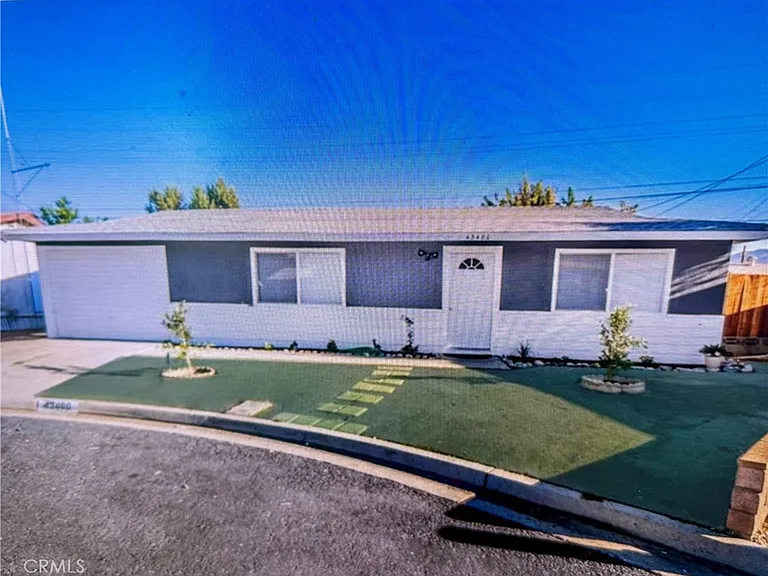 43480 Briercliff Dr — Photo 1