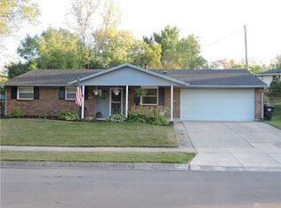 412 Ridgecrest Dr, Dayton, OH 45449