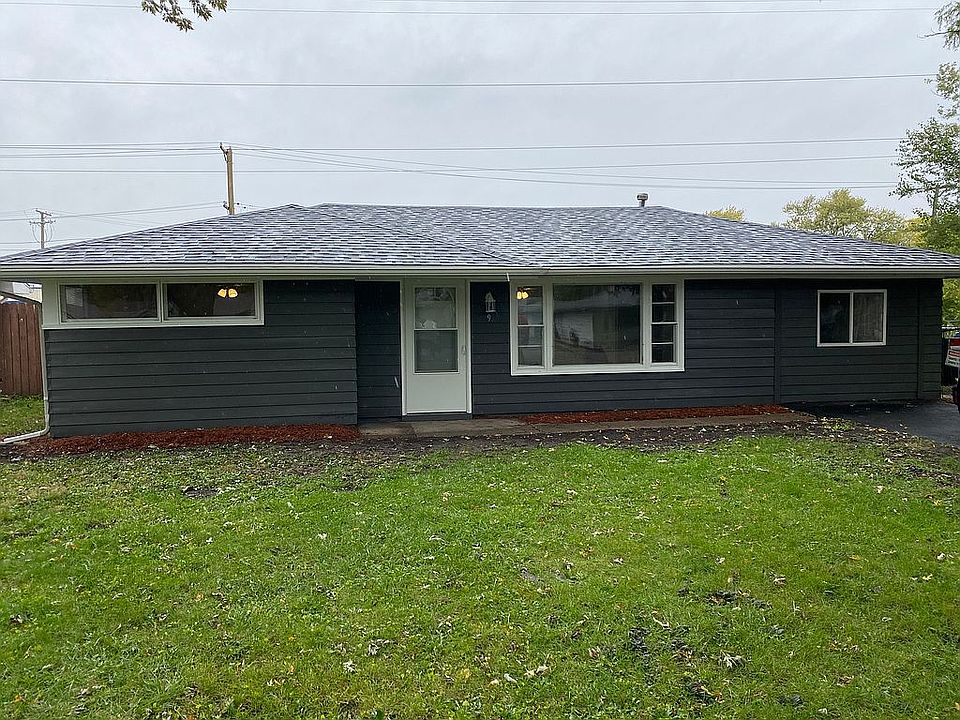1st image of 9 Jordan Dr