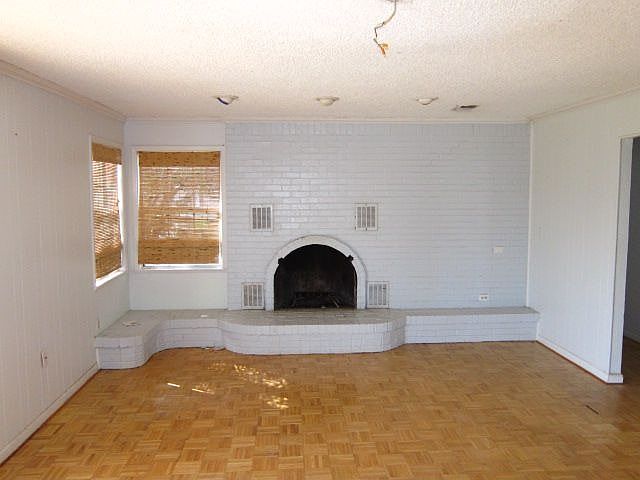 1st image of 10691 Woodcrest Ln