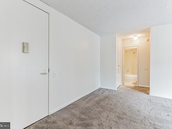4th image of 1326 Spruce St APT 601