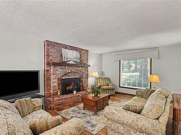 4th image of 7213 N Bellefontaine Ave
