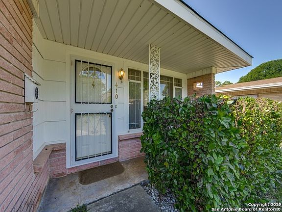 3rd image of 410 Channing Ave