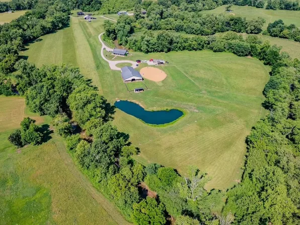 133 Hoof Print Ln, Greenup, KY 41144