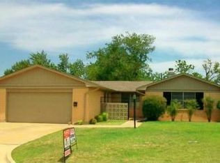 13 NW 57th St, Lawton, OK 73505