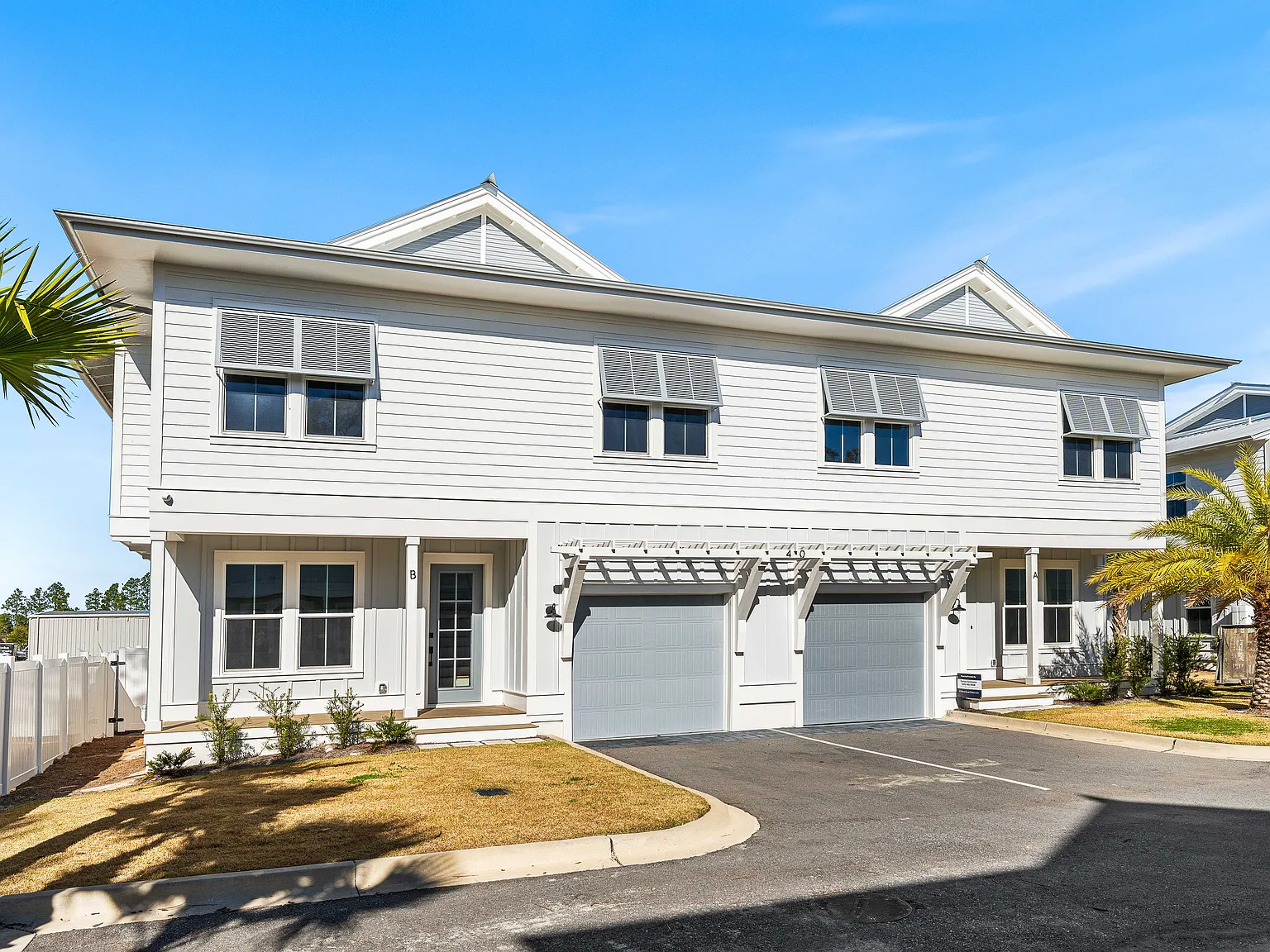 4 bed, 4.5 bath, 1914 sqft, $3,650 — Photo 1