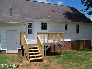 2nd image of 3630 Sharon Ave