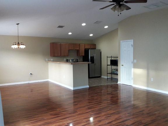 3rd image of 11227 Southwind Lake Dr