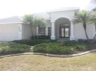 6841 Corral Cir, Sarasota, FL 34243