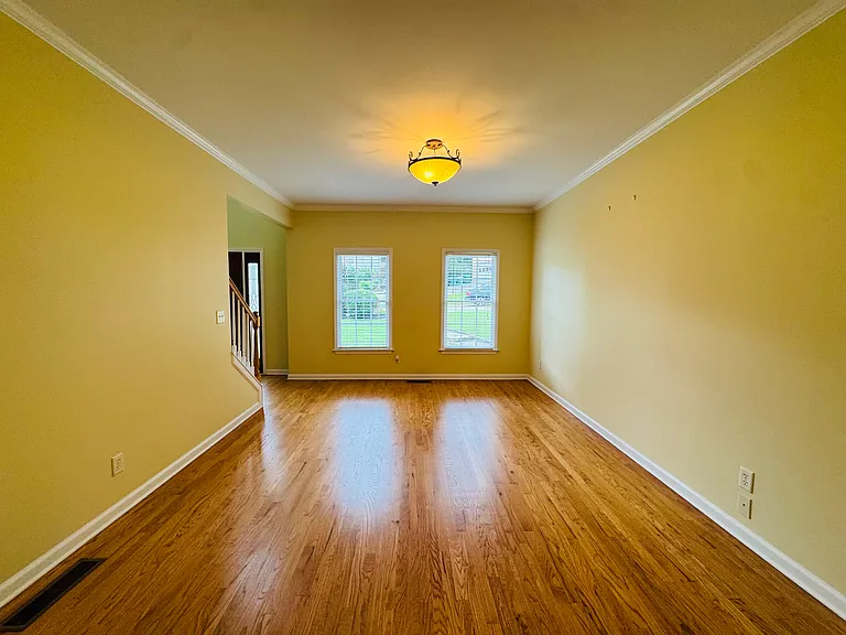 595 Oak Alley Way — Photo 10