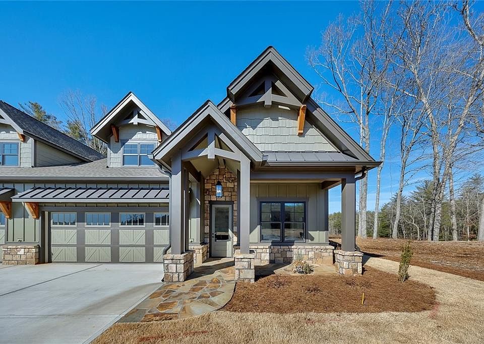1st image of 30 Villa Vis #1