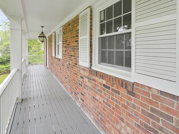 5th image of 28725 Greenberry Dr