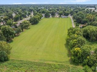 N Pine St, Taylorville, IL 62568