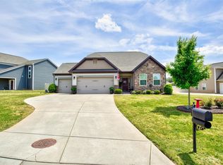 7405 Adirondack Dr, Denver, NC 28037