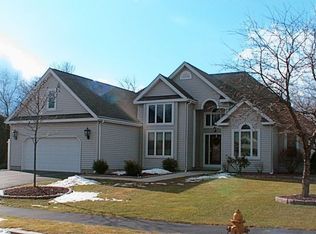 43 Etre Dr, Worcester, MA 01604