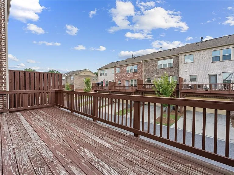 331 Northaven Ave — Photo 52