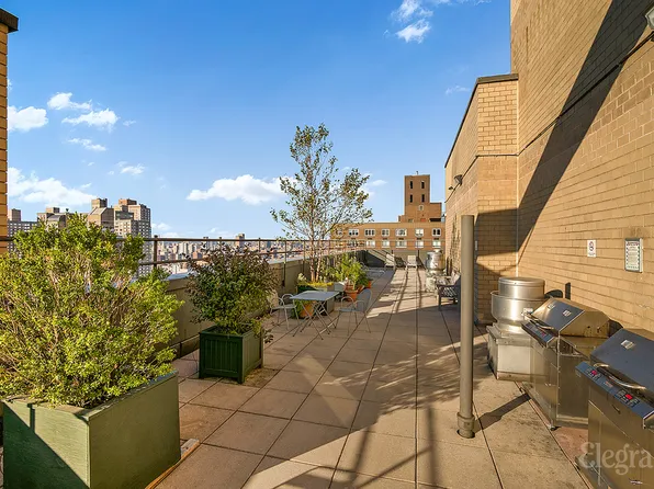 340 East 93rd Street image 13 of 13