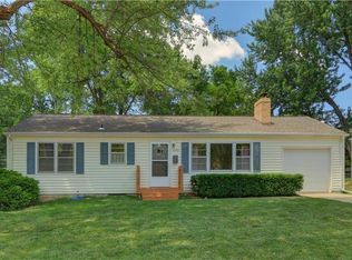 8506 W 69th St, Overland Park, KS 66204