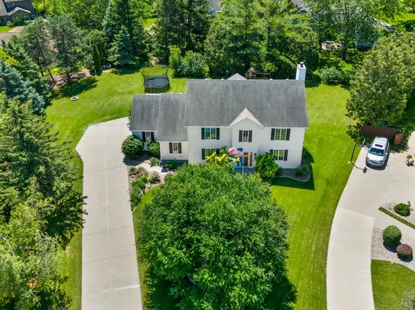5743 Timber View Ct, Fitchburg, WI 53711