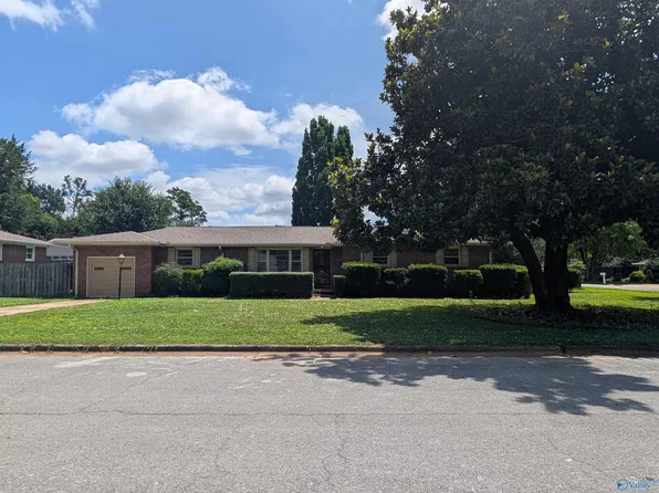 2100 Fairfax St NE, Huntsville, AL 35811