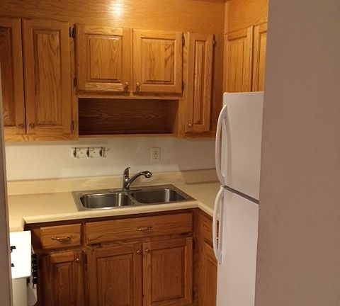 5th image of 707 W Clay St
