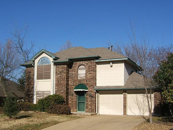 4th image of 728 Creekview Ct