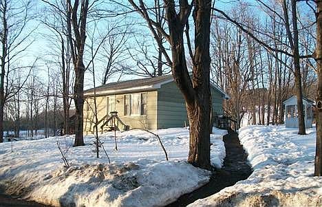 2nd image of 3739 Stramba Rd