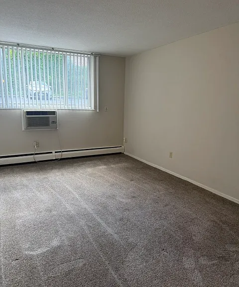 2100 Aldrich Ave S #104 — Photo 11