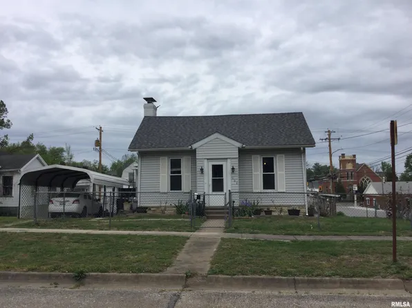 401 South St, Calumet, IL 62906