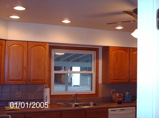 205 Calbreath Ct, Florissant, MO 63031