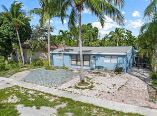 3925 Tuskegee Dr, Lake Worth, FL 33462