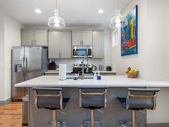 2nd image of 4908 Delaware Ave #D