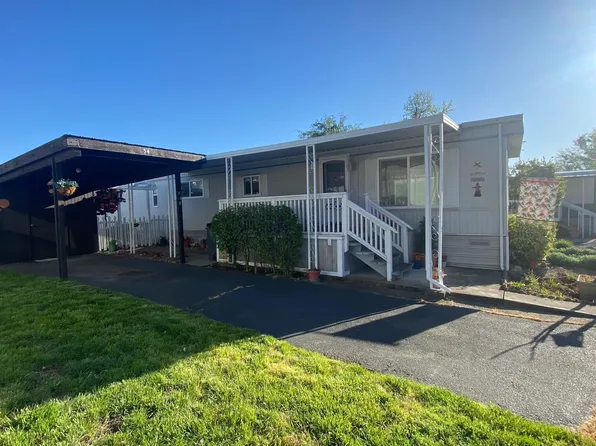 1055 N 5th St Unit 54, Jacksonville, OR 97530