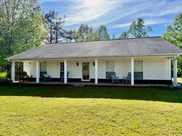 369 Laveda Ln, Pontotoc, MS 38863