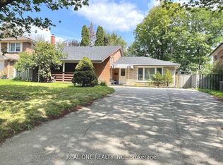 17 Valleycrest Ave, Markham, ON L3P1H6